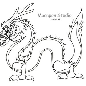 Op de afbeelding: Een zwart-witte lijntekening van een Chinese draak met een gekrulde staart en scherpe klauwen. De draak staat rechtop met zijn kop naar links gedraaid. De tekst "Mocapon Studio PAINT ME" staat boven de draak.