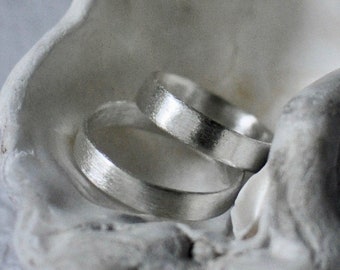 Silver Wedding Ring Set / His and Hers Wedding Bands Rings / Handmade Rings / Sterling Silver / Traditional Japanese Wood Ring Box