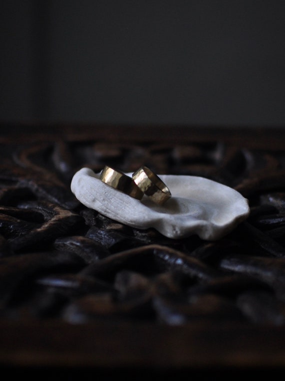 9K Yellow Gold Wedding Ring Set, Simple Elegant Hammered Textured  