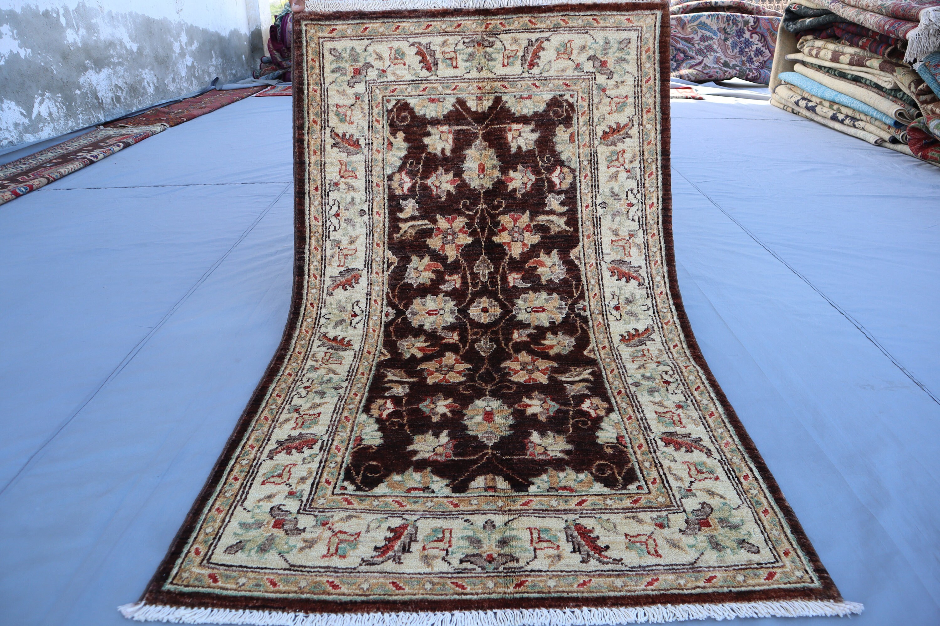 2'6x4'4フィートのアンティーク風色褪せたラグ、ハイパイルのソフトな