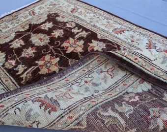 2'6x4'4フィートのアンティーク風色褪せたラグ、ハイパイルのソフトな