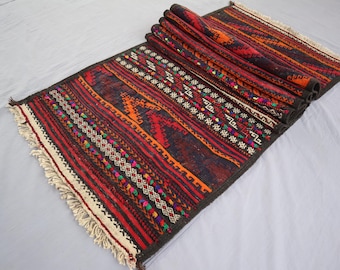 2'4 x 8フィートのヴィンテージランナーラグ、幾何学模様の