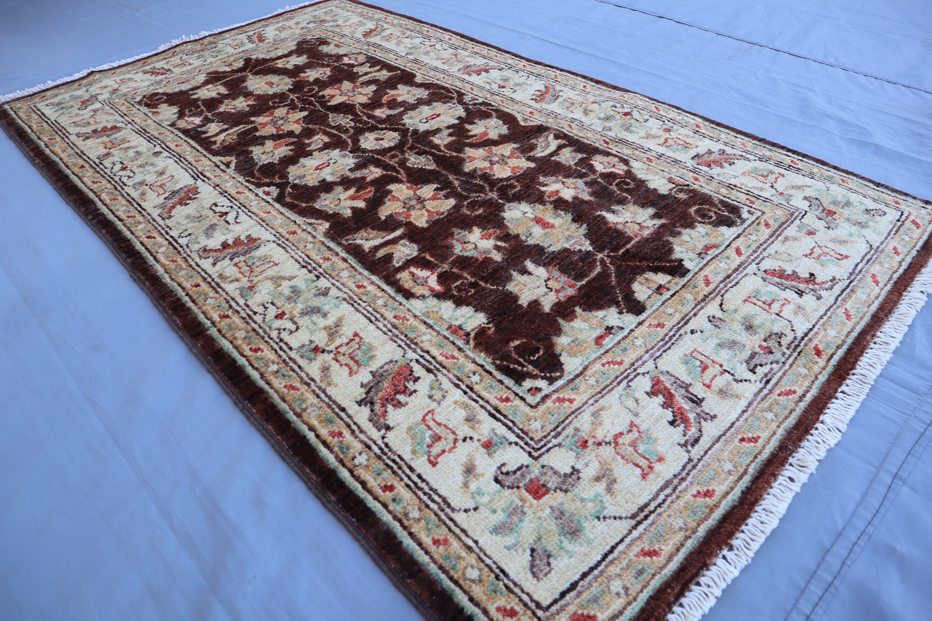 2'6x4'4フィートのアンティーク風色褪せたラグ、ハイパイルのソフトな