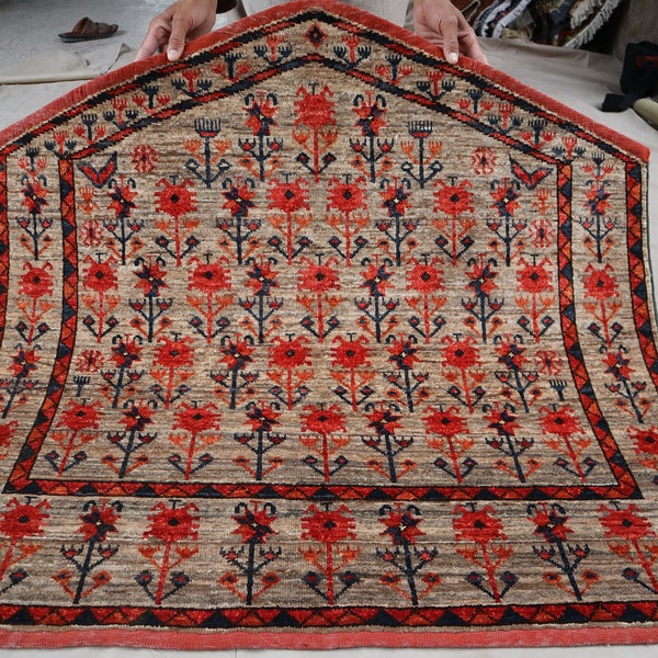 Turkmen Wall Hanging rug, 4x4 ft Afghan Handmade Veg dyes Wool rug, Turkoman Bukhara Rug, Bohemian Home Decoration Rug Red Wall Décor Carpet