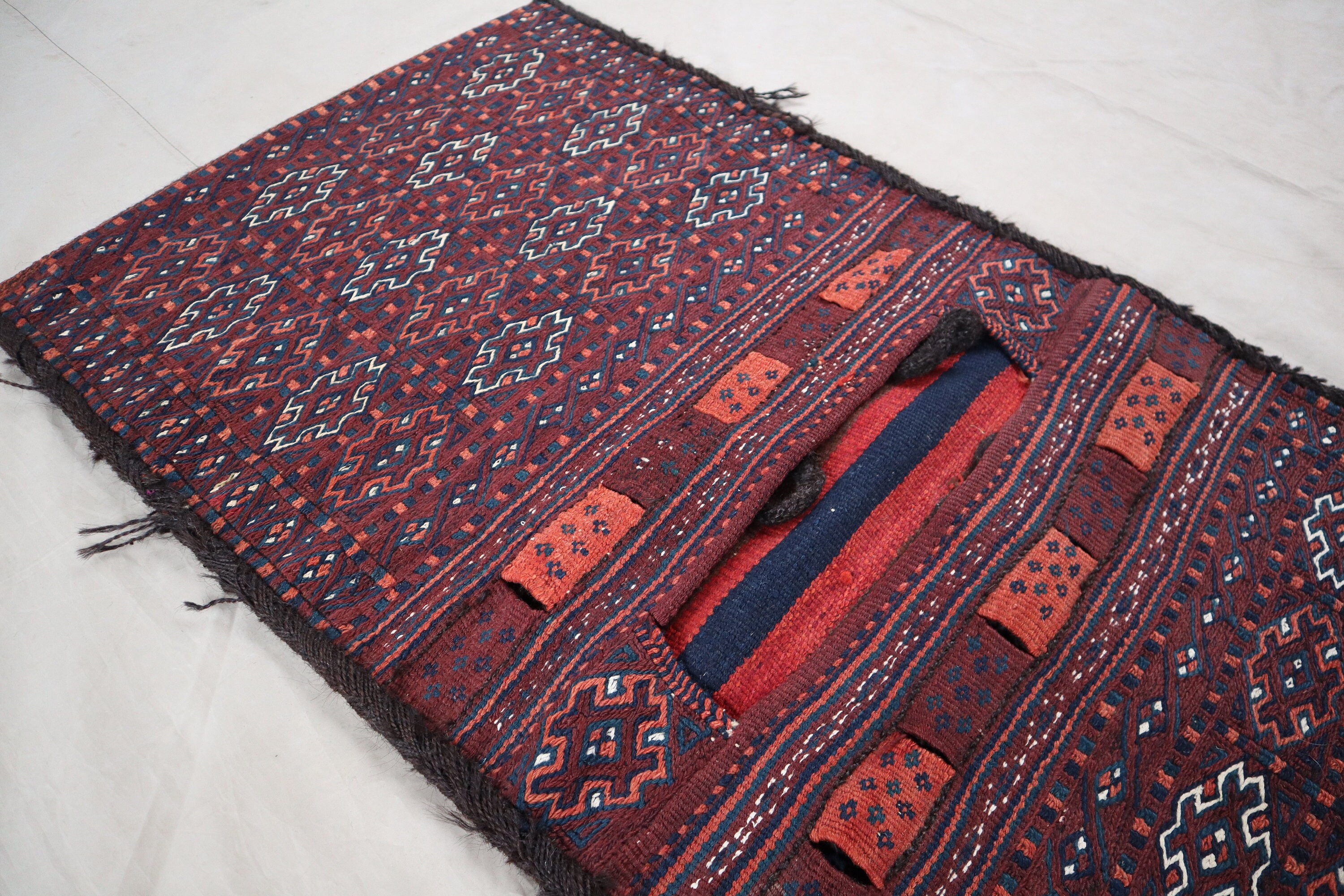 2'1x4.5フィートのアフガンダークレッドサドルバッグラグ