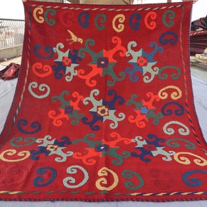 4&#39;6x5&#39;6 ft Maroon Red One of a kind Handmade Uzbek Suzani Antique Birds, Tapestry Oriental Vintage Embroidery Table Cover, Wall Hanging Deco