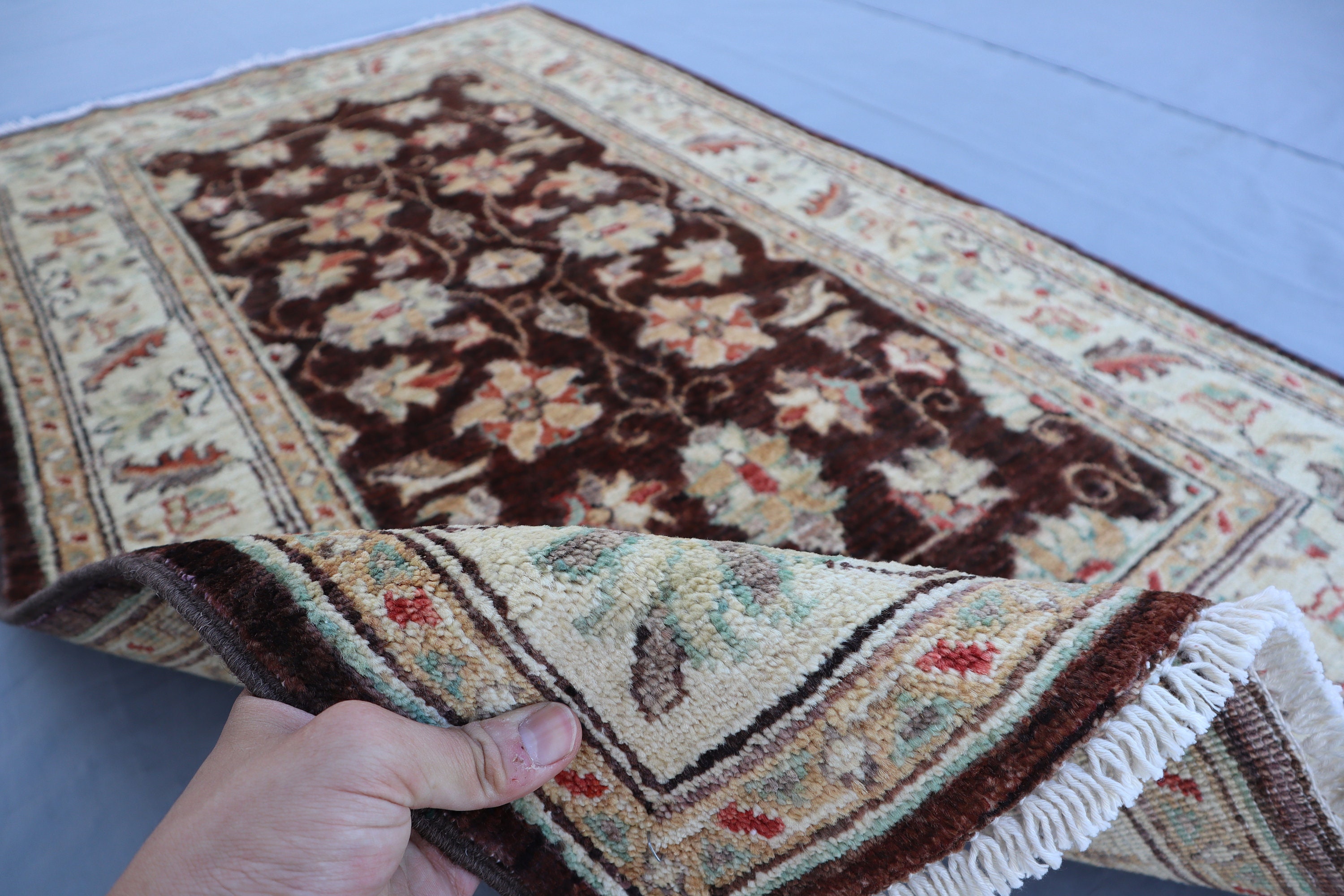 2'6x4'4フィートのアンティーク風色褪せたラグ、ハイパイルのソフトな