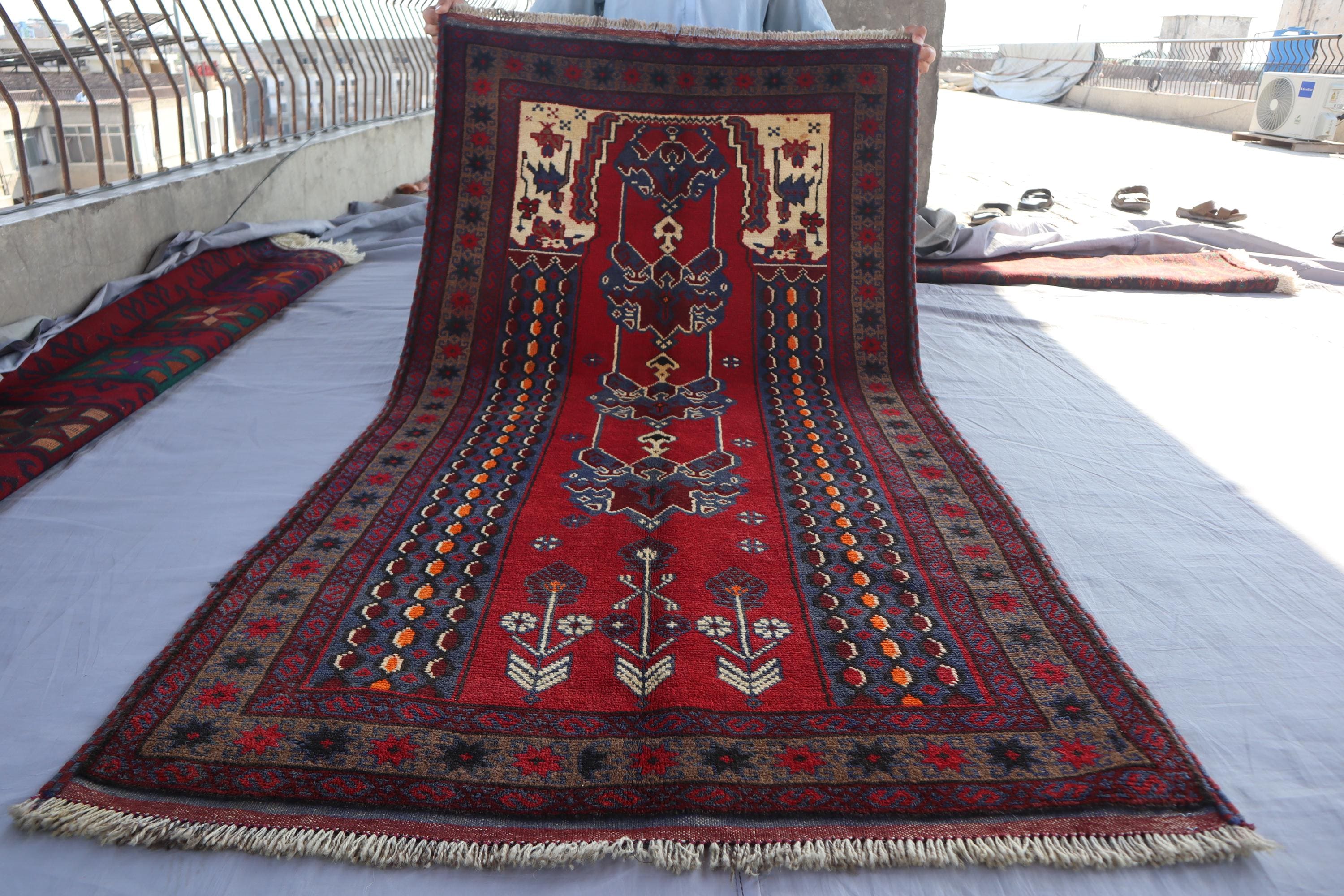 2'9x5'4 ft アンティーク祈祷用ラグ アフガニスタン製ヴィンテージラグ