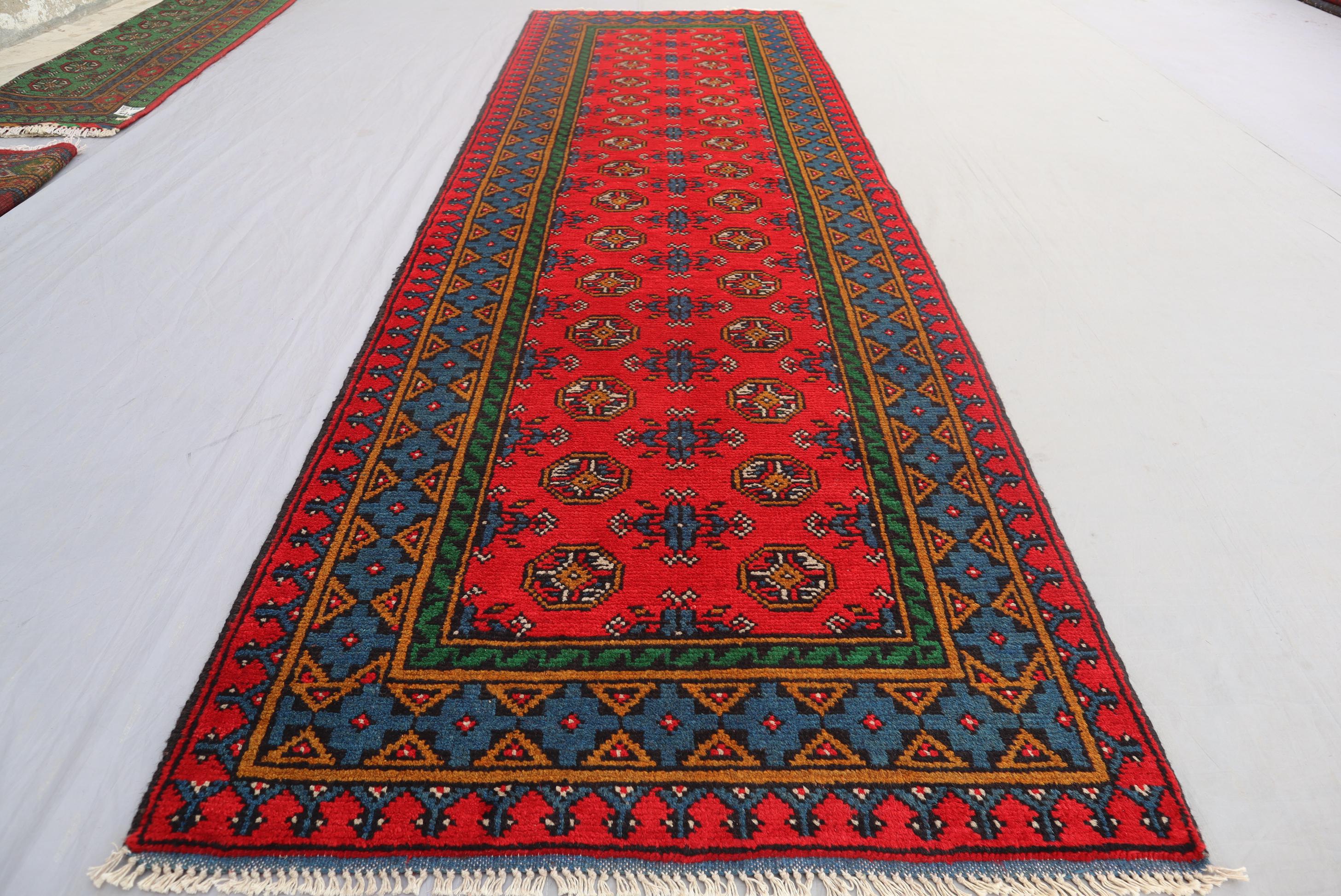 2'8x9'6フィートの赤いアフガンランナーラグ - ハンドノットウールラグ