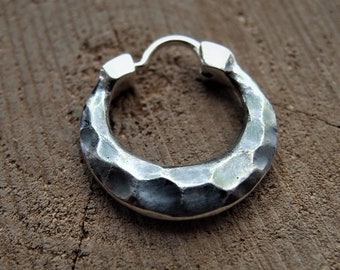 Créoles forgées en argent sterling de 0,7 pouce, fabriquées à la main pour homme