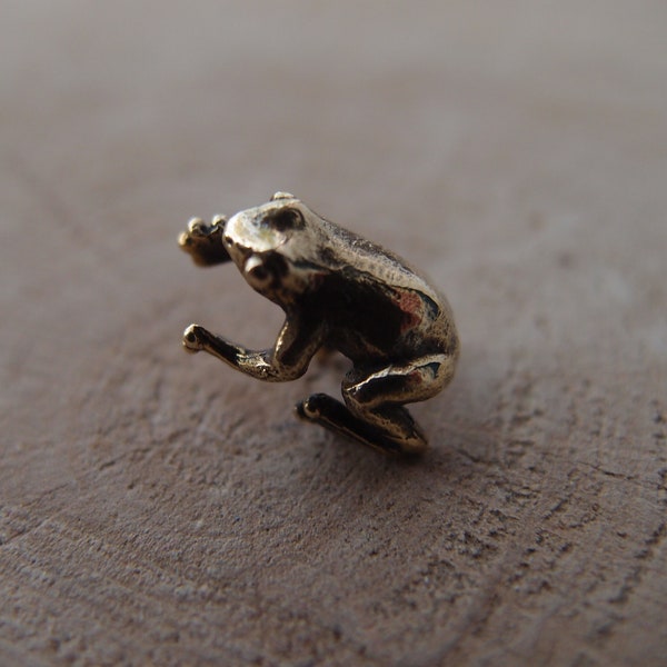 Bronze Frog Ear Cuff Jacket No Piercing Non Pierced