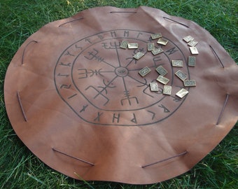Vegvisir Leather Divination Cloth: Runic Circle Altar Cloth
