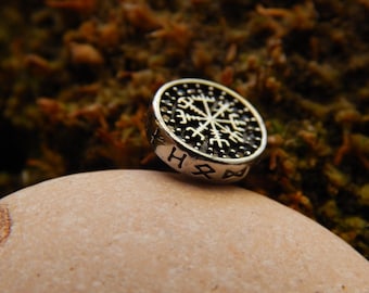 Pendiente individual con brújula vikinga Vegvísir — Joyería nórdica unisex (SIN cargos adicionales para EE. UU.)