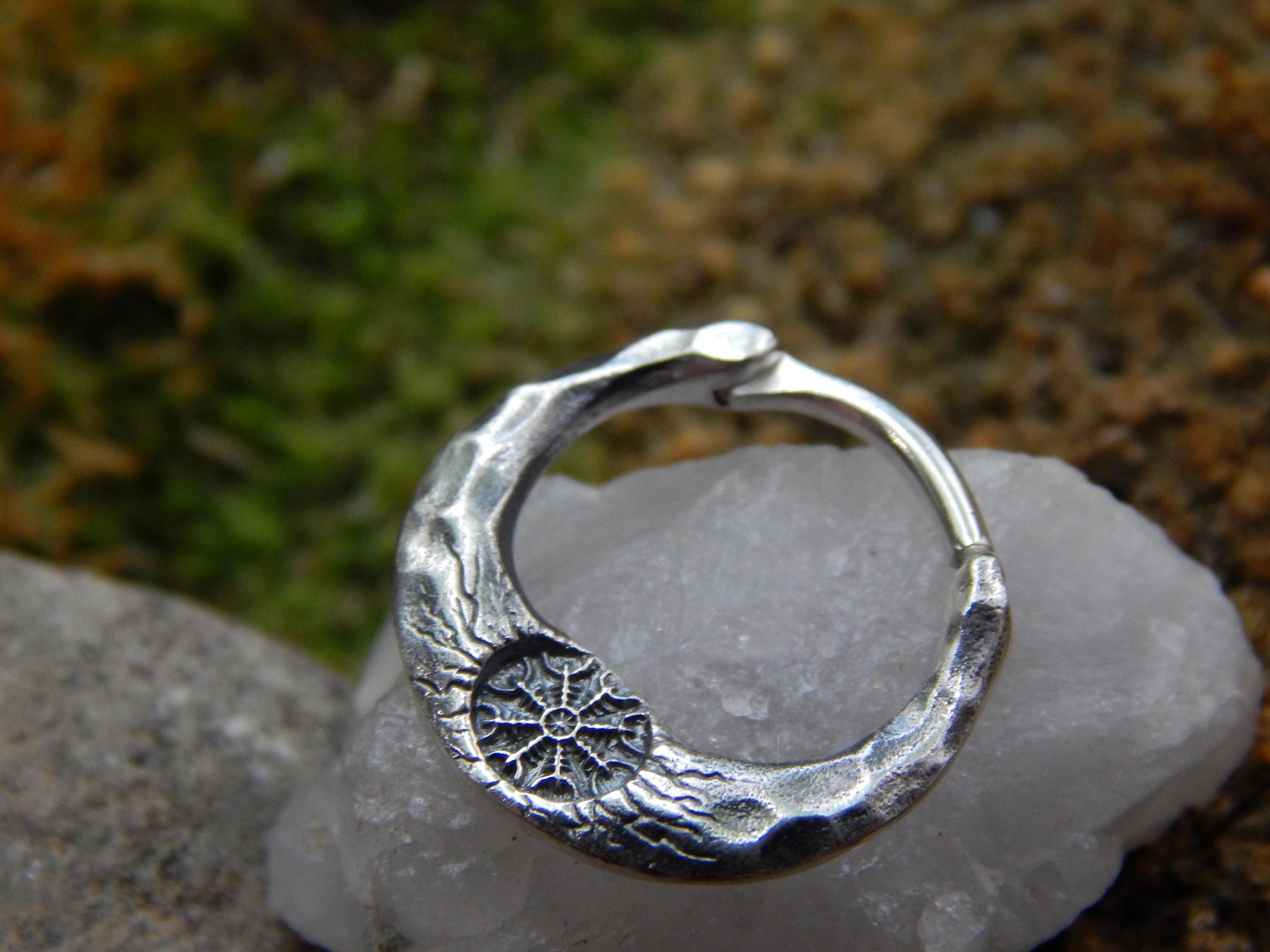 Sterling Silver Viking Septum Ring: Helm of Awe Aegishjalmr Clicker (NO…