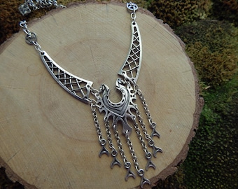 Tender Horseshoe Statement necklace in Celtic Viking Scandinavian Norse medieval style Horses necklace