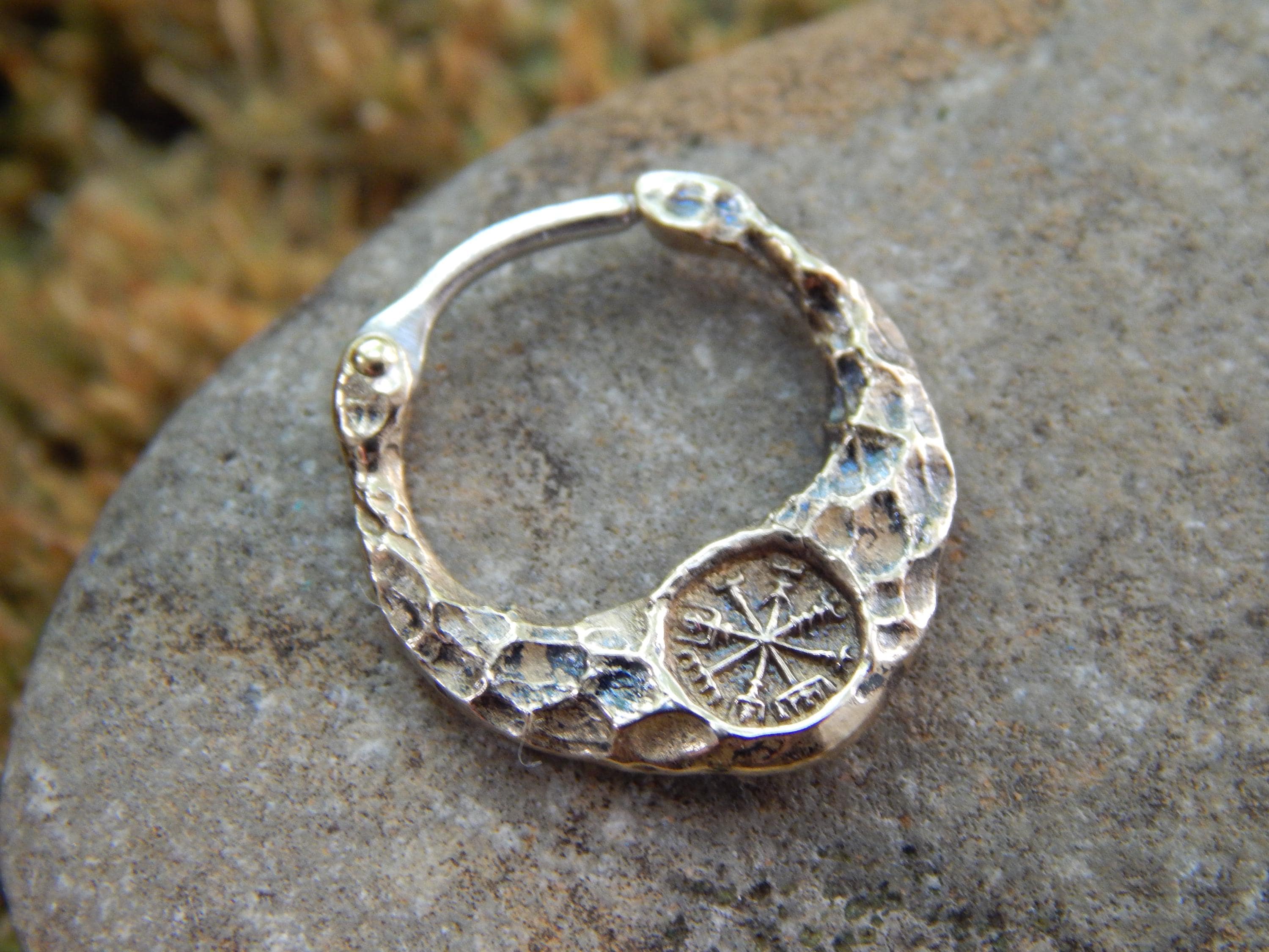 Vegvisir Viking Compass Septum ring Bronze viking nose piercing Septum Clicker