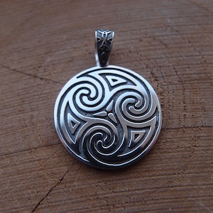 Sterling Silver Triskelion Pendant Viking Nordic Celtic style