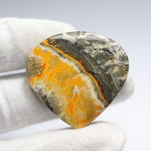 Jasper..Bumble Bee Jasper..Beautiful Bumblebee cabochon..Top quality and unique design..52 Cts 36x38x5mm..Read item detail carefully..#C-2