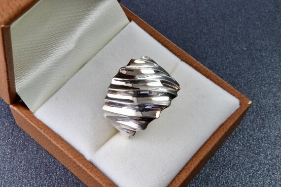 Wide sterling silver solid ring with diagonal str… - image 8