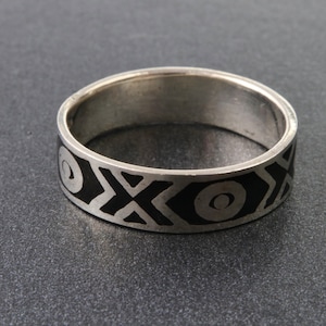 Enamel sterling silver ring, Men&#39;s silver stripe ring, Black enamel ring, Minimalist silver ring black print