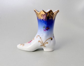 Porcelain boot, Miniature vase, Vintage vase shoe, Bavaria the beginning of the last century, Bone china with gold details hand -painted