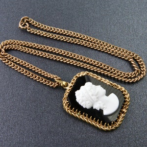 Gold tone cameo pendant necklace, White cameo on black, Rectangular glass lady profile cameo pendant, Vintage Czech necklace