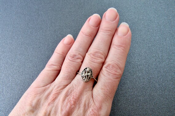 Soviet sterling silver ring with filigree, Flower… - image 9