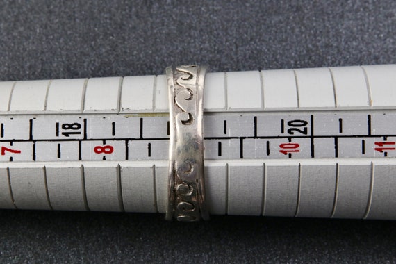 Waves pattern sterling silver ring, Minimalist si… - image 10