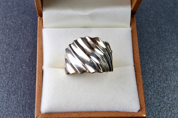 Wide sterling silver solid ring with diagonal str… - image 6
