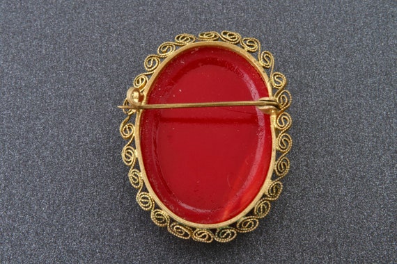 Cameo brooch, Red cameo with white female profile… - image 7