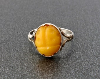 Sterling silver ring with amber, Amber scarab beetle, Handmade ring yellow amber, Vintage silver ring with natural amber