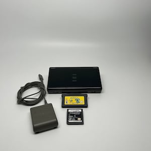 Nintendo DS Lite Bundle (Black) w/Charger and Two Games *TESTED*