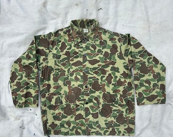 Vintage Frog Camo Button-Up Hunting shirt (c.1960’s/70’s) sz. L *Great Condition*