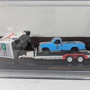 Custom 1/64 Diorama Scene Recreation Hot Wheels Highway Race Track Movie Scene Picture Personalized 3d Printed Display Case
