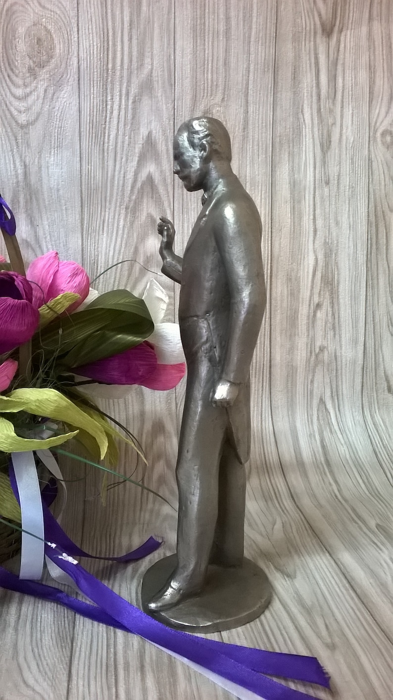 Statuette of the USSR Pyotr Tchaikovsky Figurine from silumin.