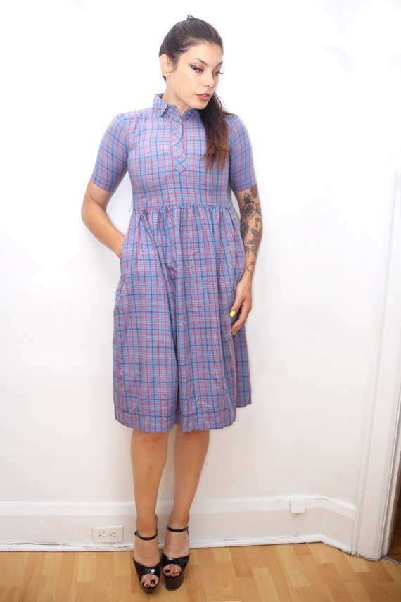 1970s Vintage - Plaid Peter Pan Collared Day Dress