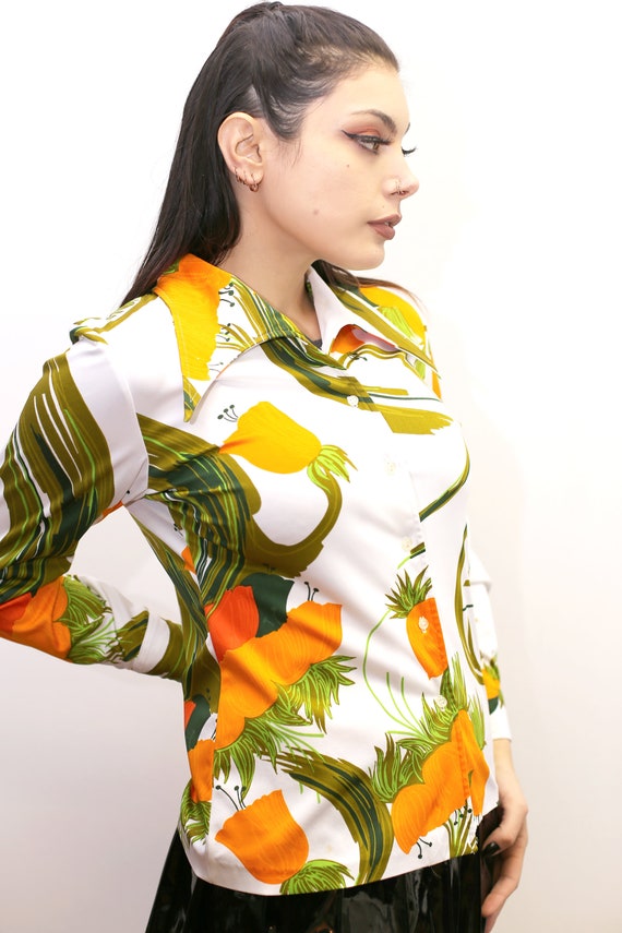 1970's Vintage - Floral Collared Button Up Shirt - image 1