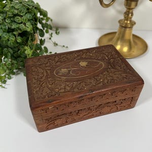 Vintage Carved Wood Box, Inlay, Floral Motif, Trinket Box, jewelry box