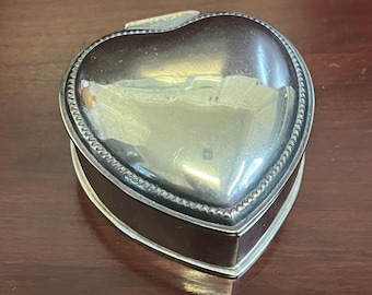 Vintage Silver Plated Heart Trinket Box – Small Jewelry or Keepsake Box