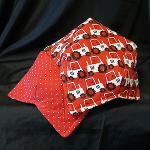 TRACTORS ON RED Microwave Bowl Cozy Reversible Warm Bowl Holder