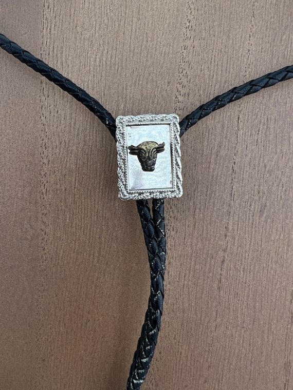 Metal Bull Bolo Tie