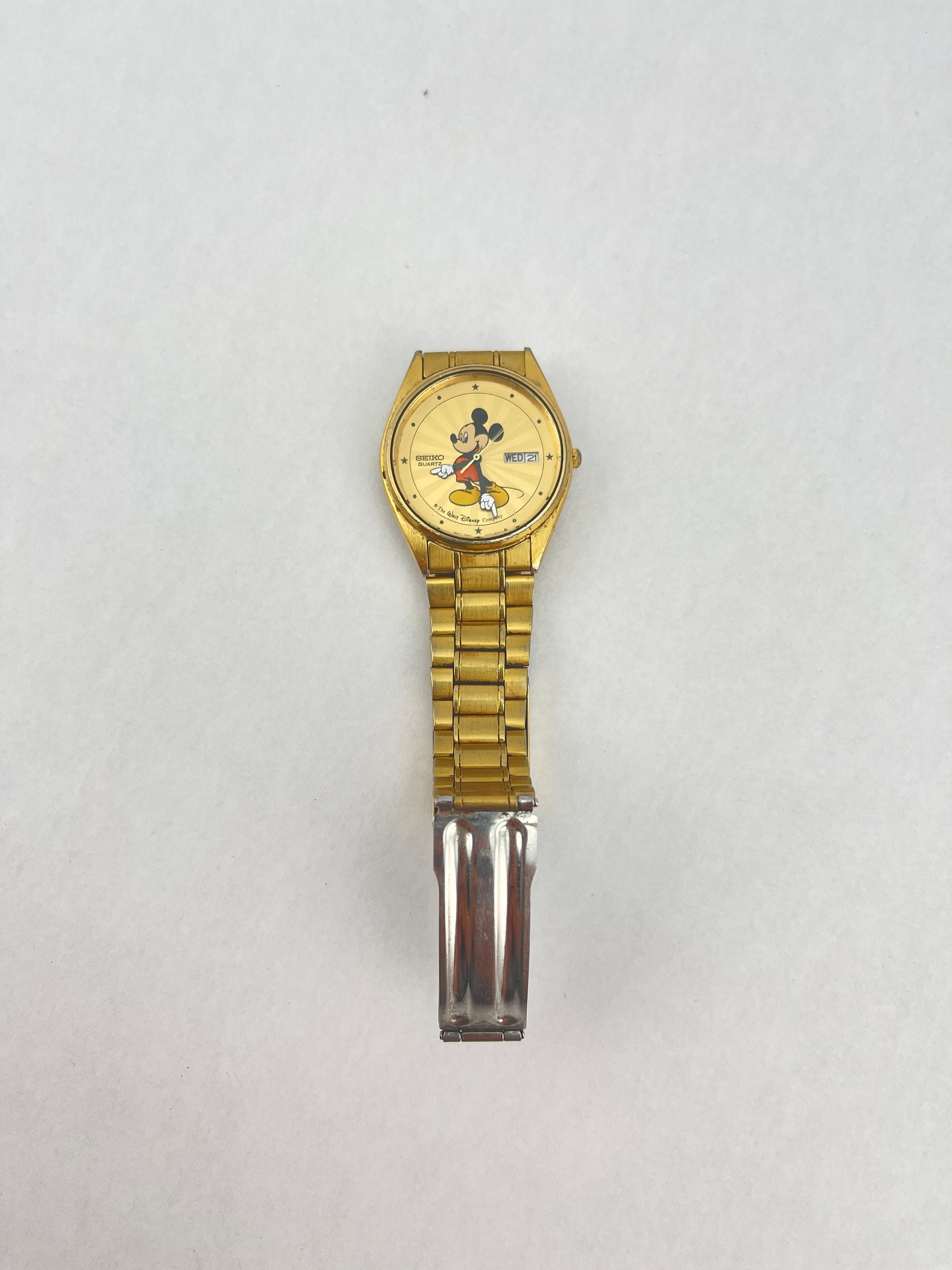 Gold seiko shop mickey mouse watch