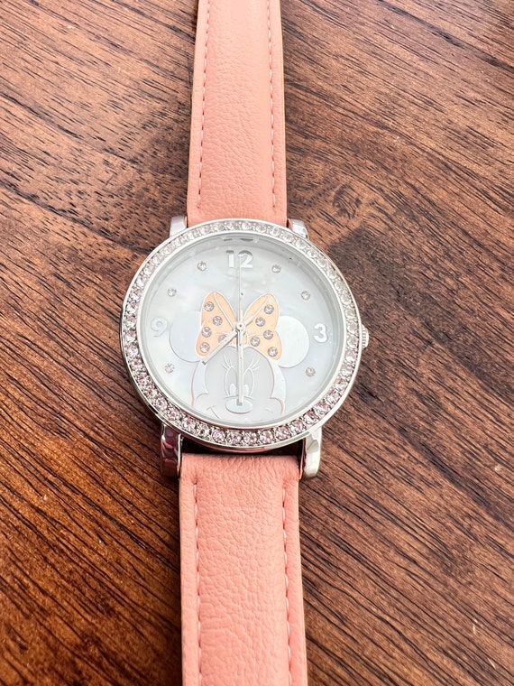Vintage Minnie Mouse Rhinestone Watch – Disney Pink Leather  display picture 3