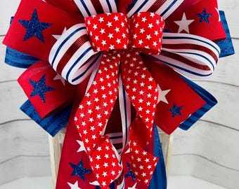 Patriotic Bow: Americana 4th of July Decor