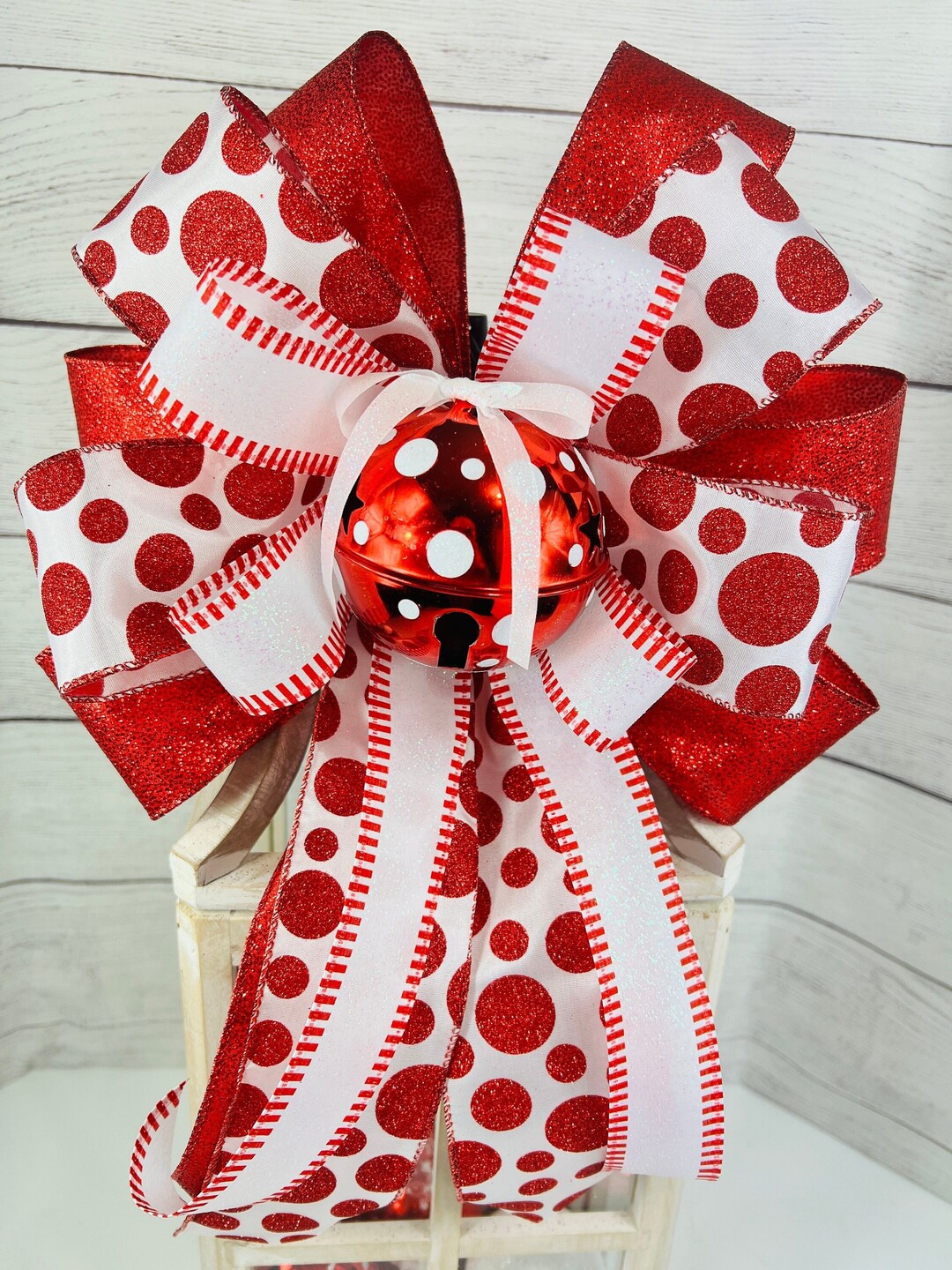 Outdoor Christmas Bow, Lantern Swag, Bow for Porch Post, Mailbox Bow