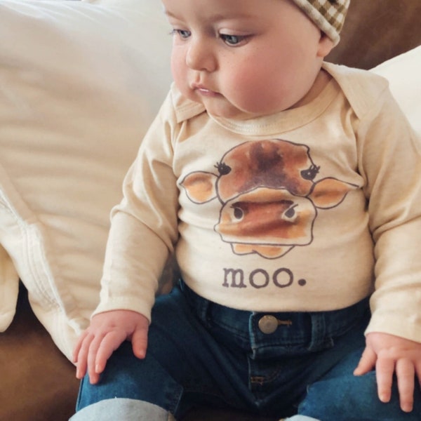 Moo cow baby body suit, Moo cow baby outfit, Farm theme newborn clothing, baby farm shirt