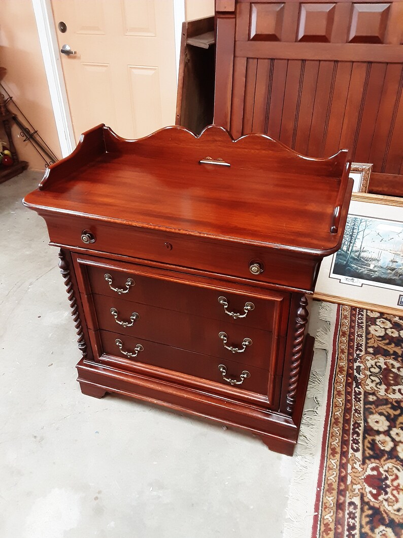 Lexington Furniture Vestiges of the Past Nightstand | Etsy