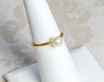 14k Yellow Gold Cultured Pearl Estate Ring