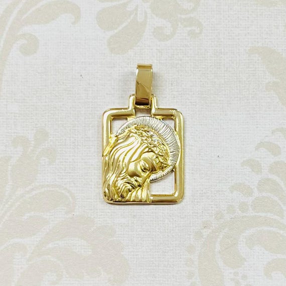 18K Gold Estate Jesus Pendant