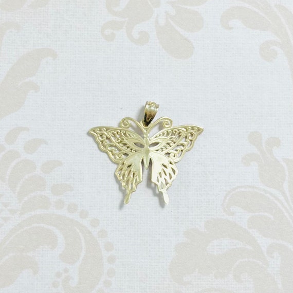 14K Gold Butterfly Estate Charm - image 3